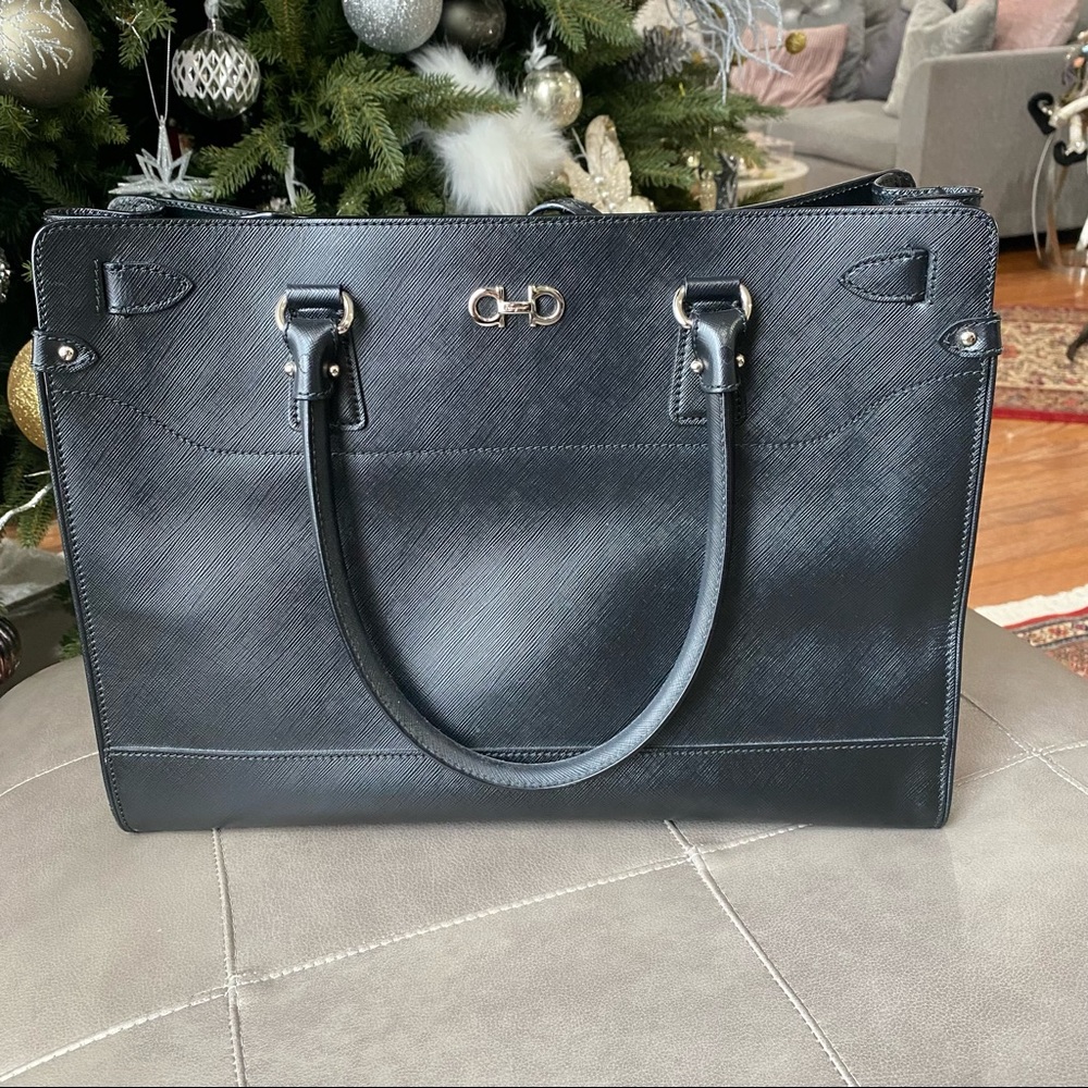 Black leather large Salvatore Ferragamo Tote